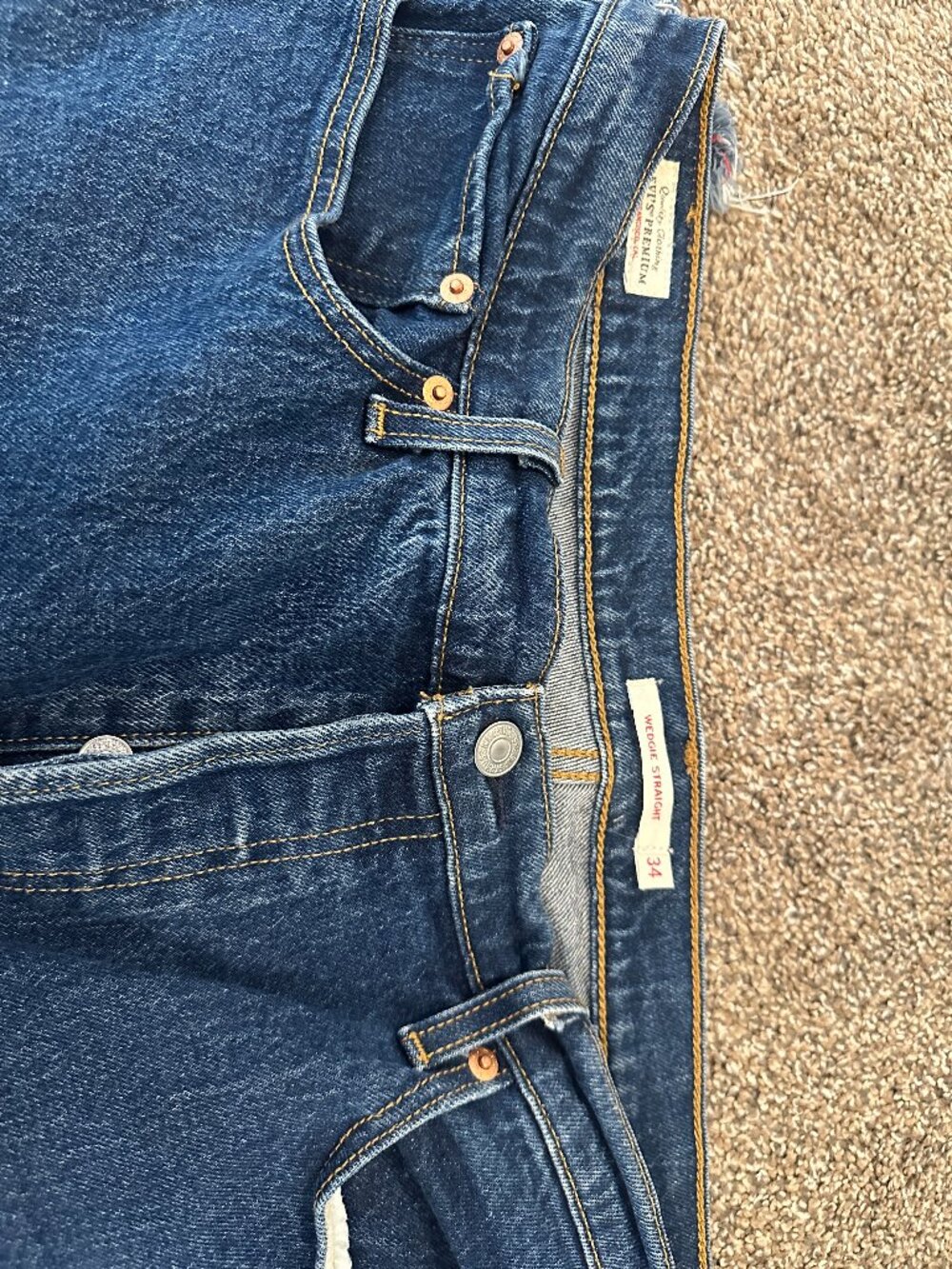 Levi's Wedgie Straight Jeans